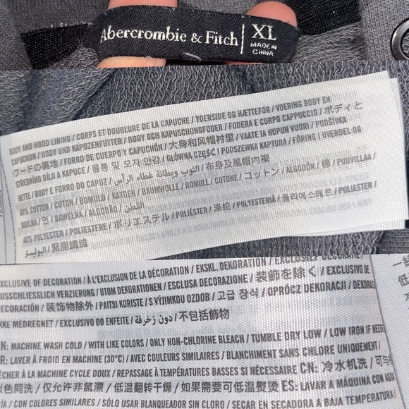 Abercrombie & Fitch XL Gray Camo Short Sleeve Hoodie Sweatshirt Pullover - Picture 3 of 3